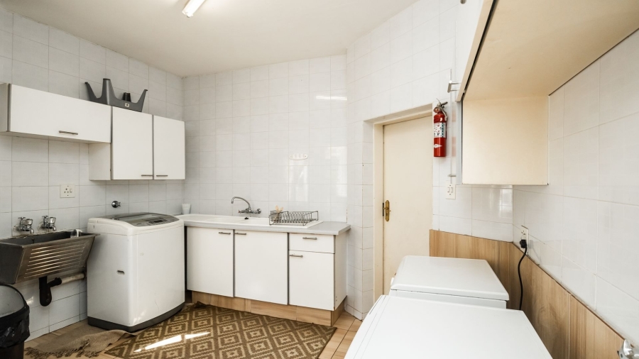 4 Bedroom Property for Sale in Safari Gardens North West